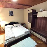 In - Balaton 45812 שיופוק